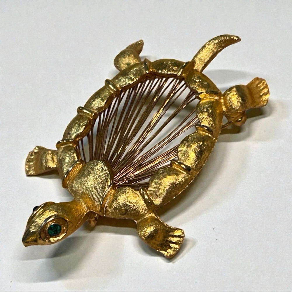 Monet VINTAGE Gold-tone Turtle Brooch with Green Rhinestone Eyes